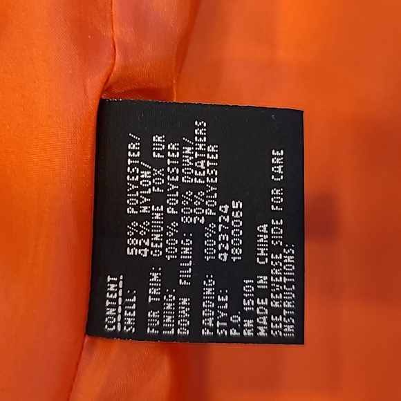 Coat - Picture 7 of 8